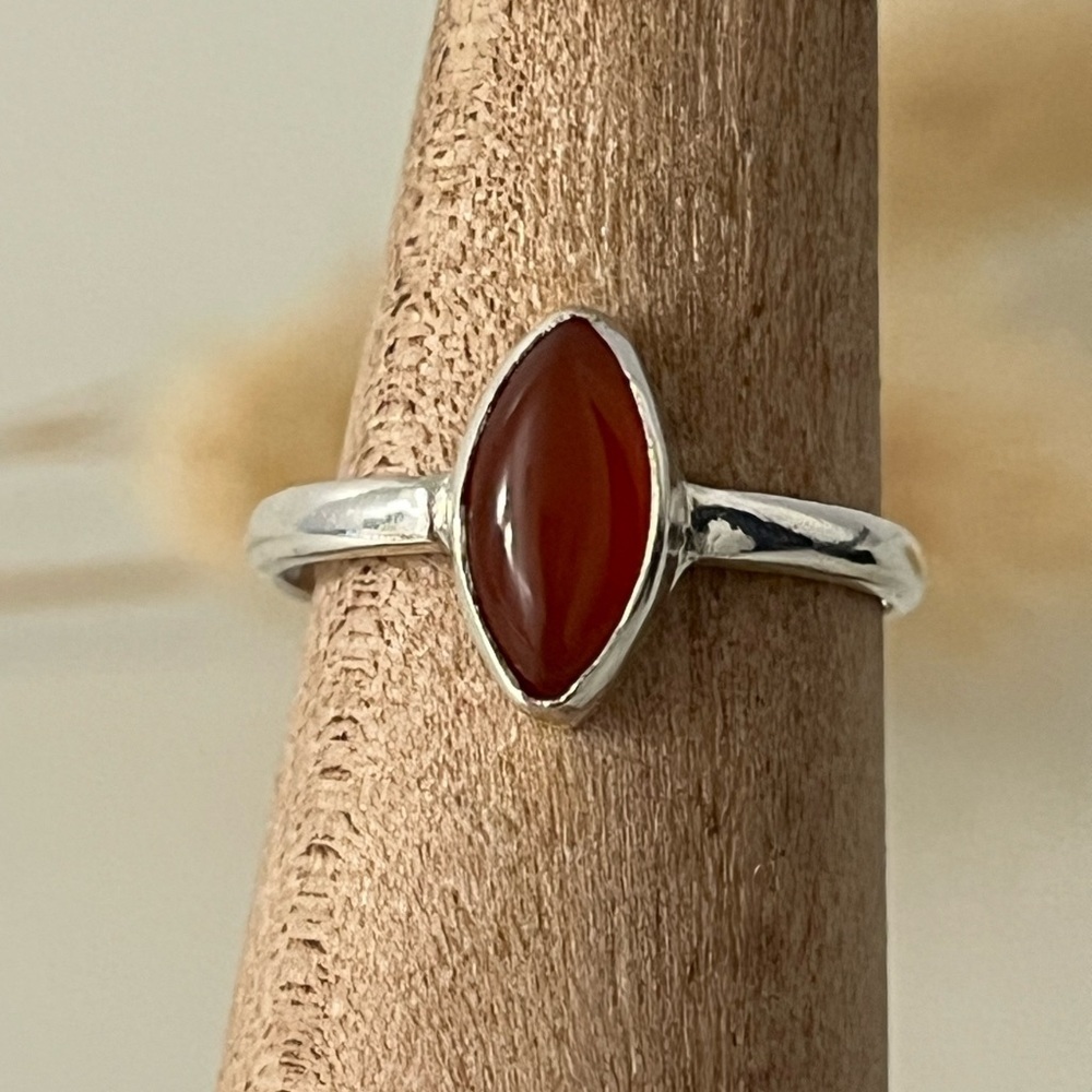 Solid 925 Sterling Silver Carnelian Gemstone Ring Size 5.25 - Picture 9 of 9